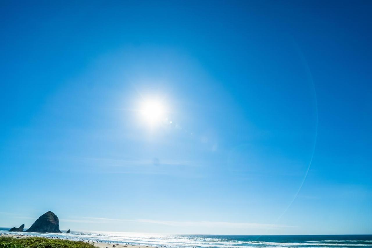 Sandals Inn | Oceanside Cabana キャノンビーチ エクステリア 写真